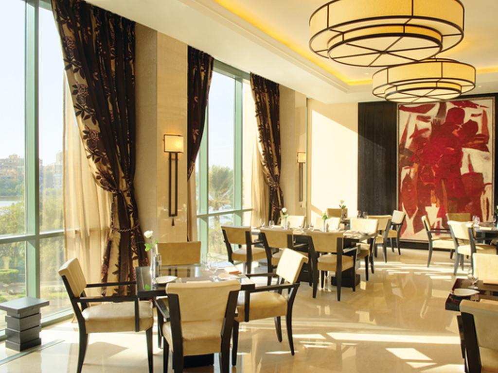 فندق فيرمونت نايل سيتي Fairmont في القاهرة بلد الرقي والتحضر