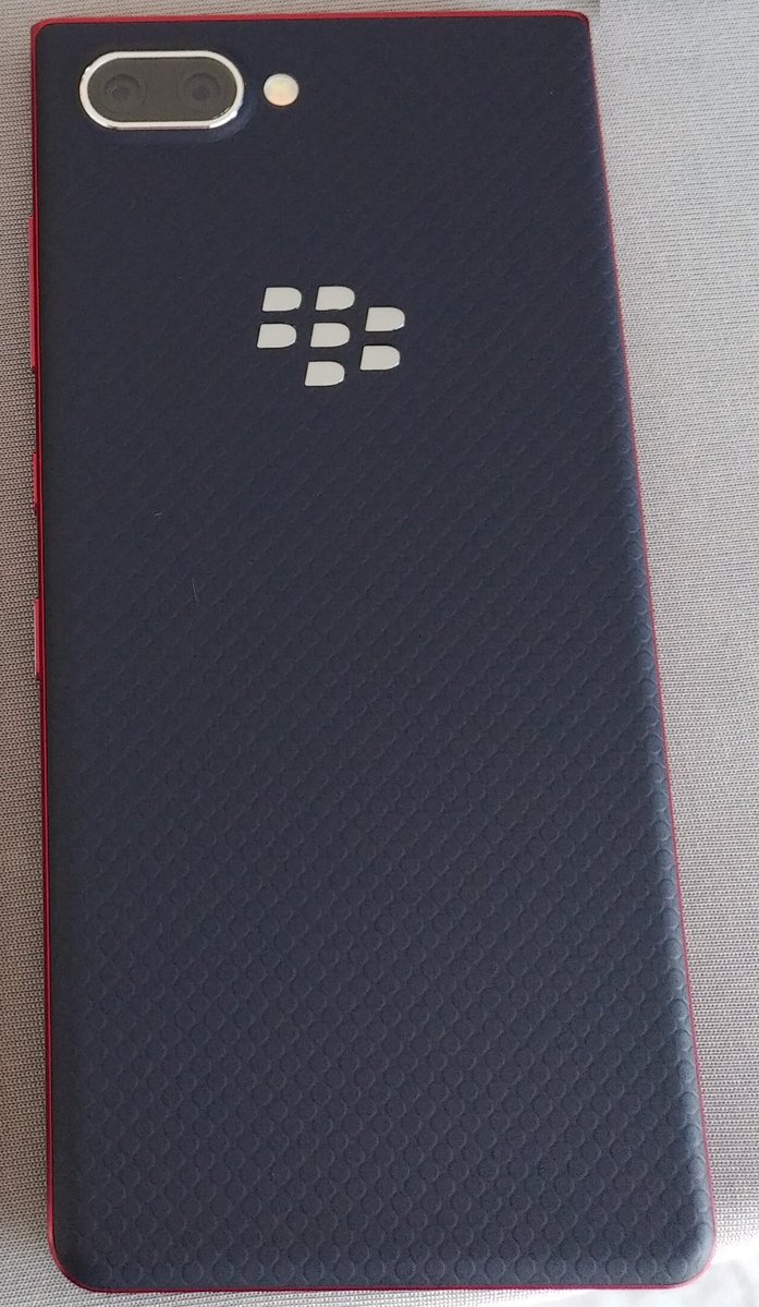 صور BlackBerry KEY2 Lite تكشف عن تصميمه بالإضافة الي بعض من مواصفاته