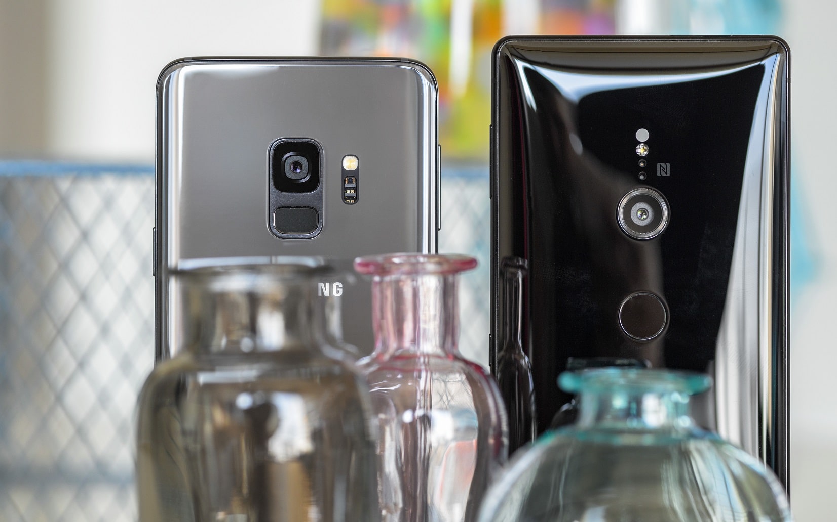 مقارنة بين Galaxy S9 و Xperia XZ2 وأي جوال هو الأفضل بالنسبة لك